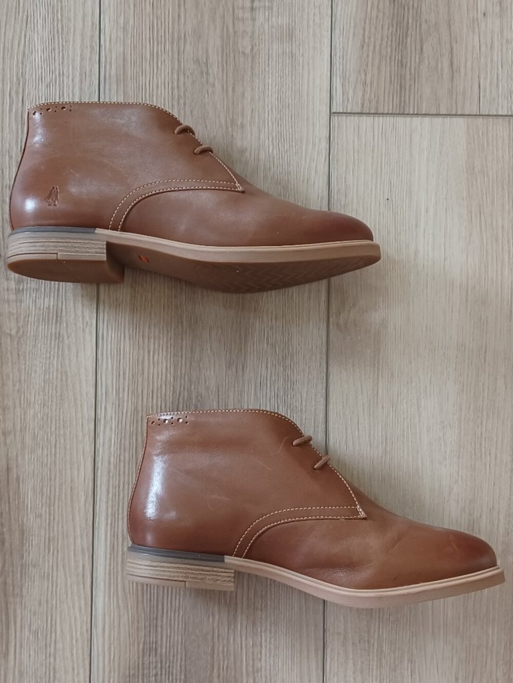 NWOB Hush Puppies Bailey Chukka women ankle boots Size 9